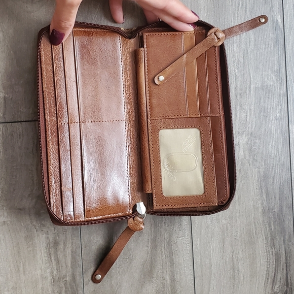 Wallet - Picture 3 of 5